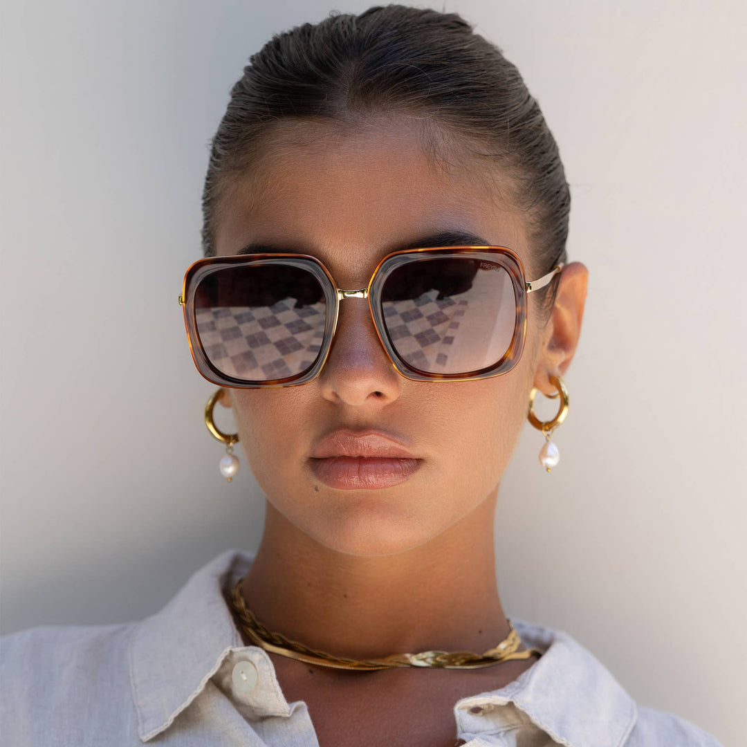 Lulu Square Sunglasses