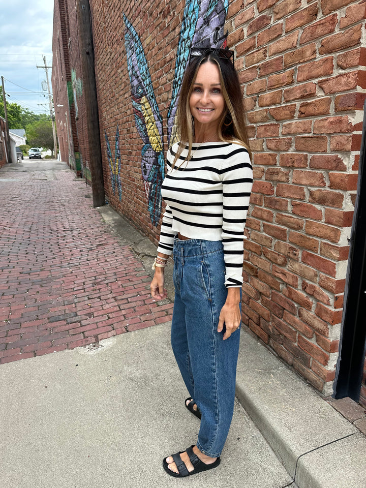 High-Rise Balloon Jeans