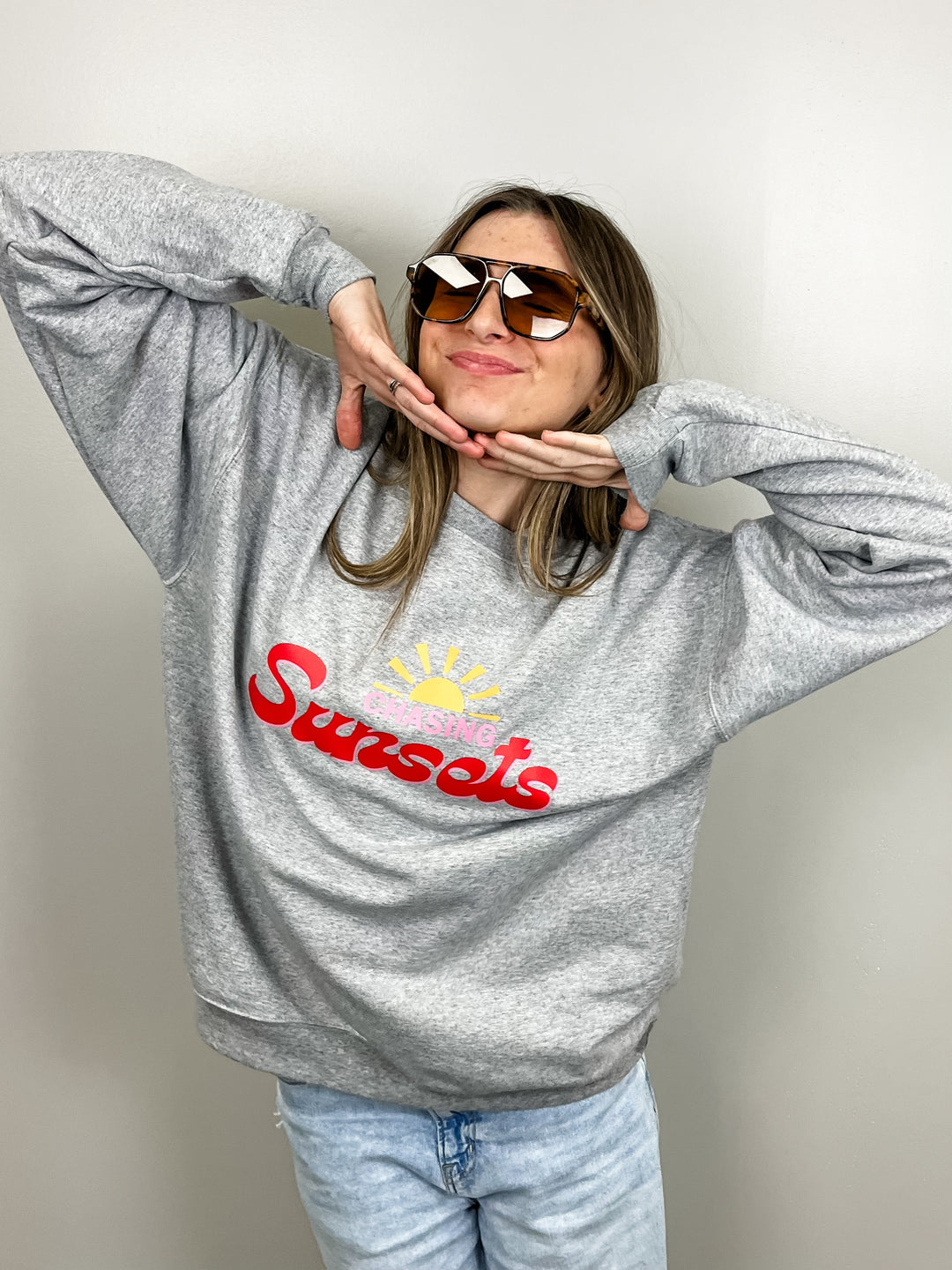 M - Chasing Sunsets Graphic Sweatshirt