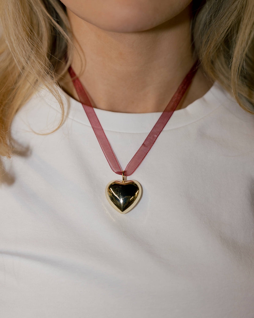 Ribbon Necklace