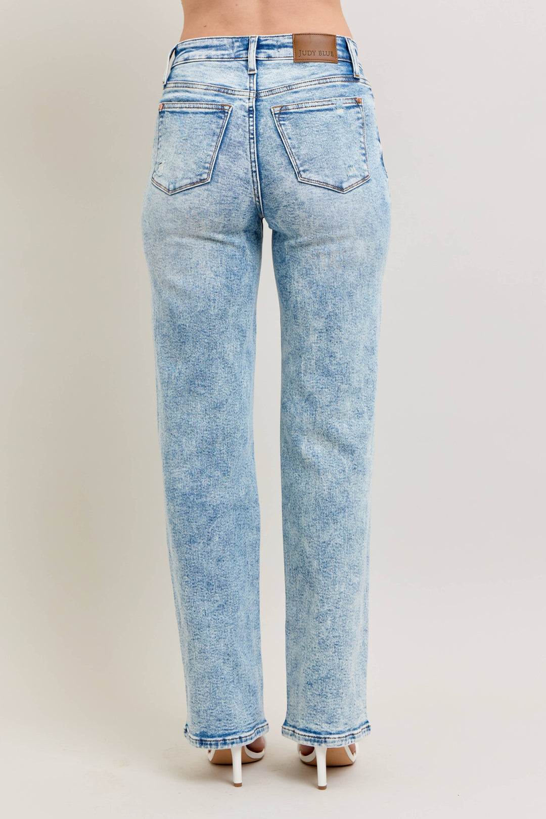 Judy Blue Mineral Wash '90s Straight Distressed Jeans