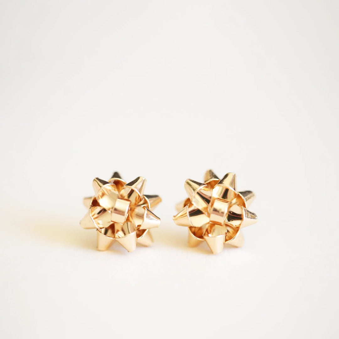 Nostalgic Gift Bow Earrings - Gold