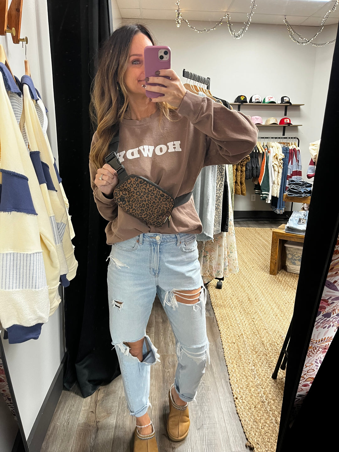 HOWDY Vintage Western Crewneck