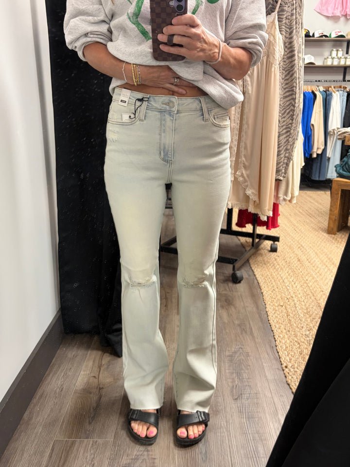 Judy Blue Mid Rise Distressed Jeans