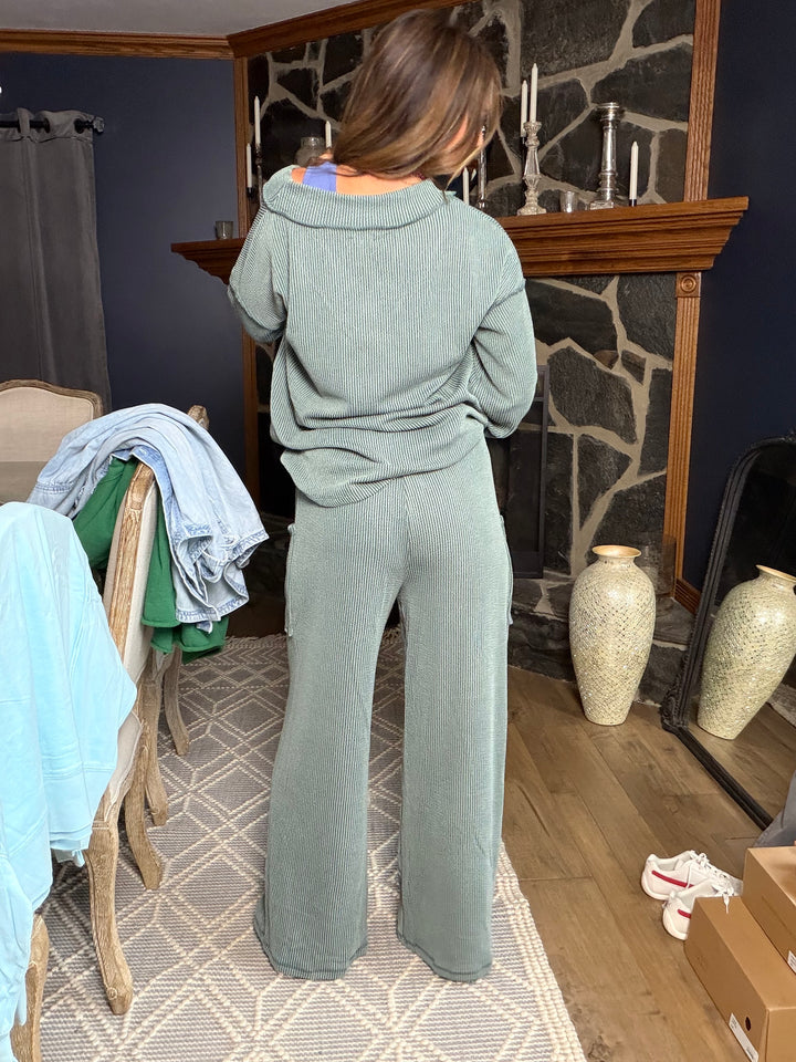 Springy Sage Lounge Set