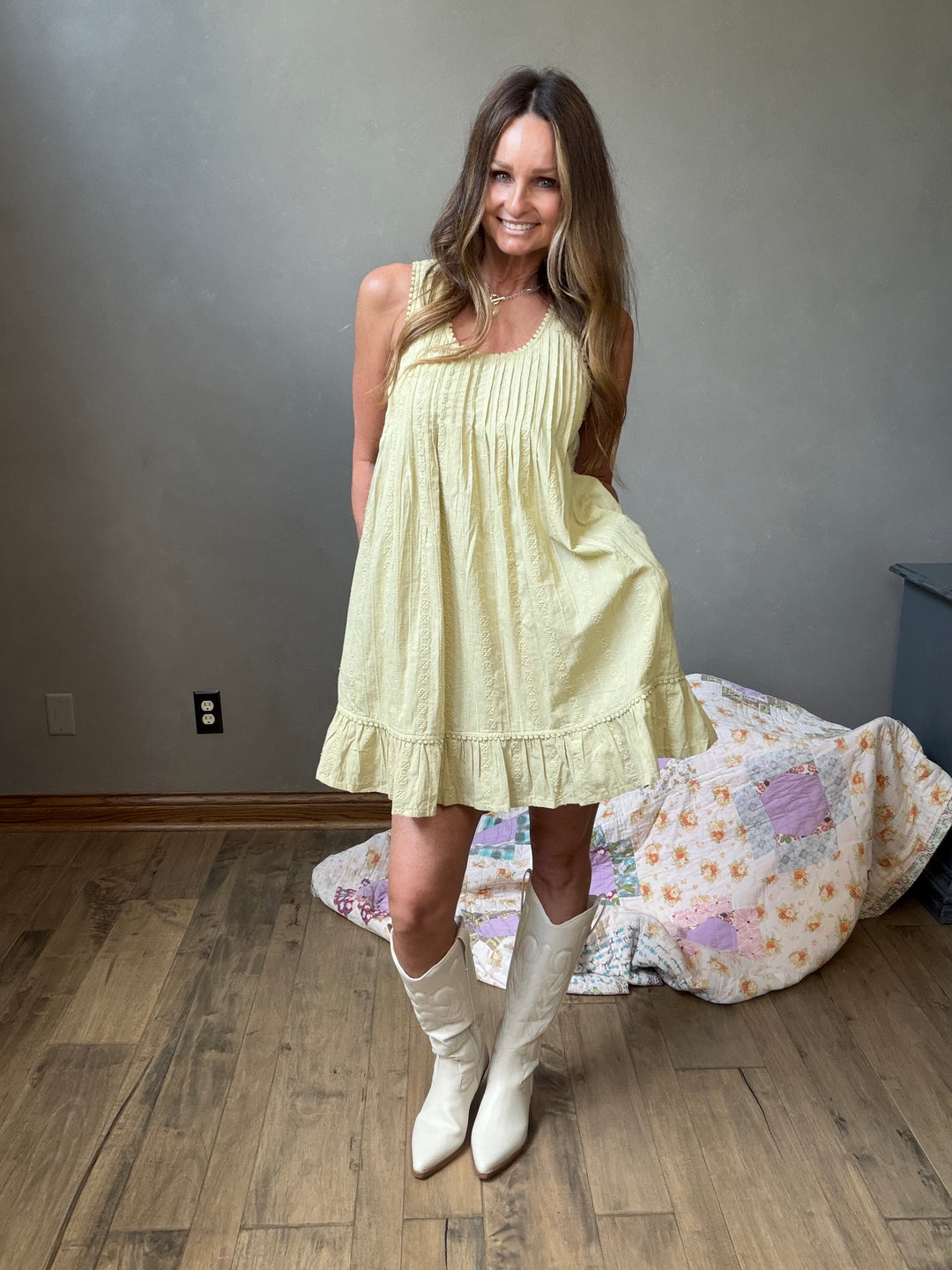 Garden Dune Mini Dress – Light Olive