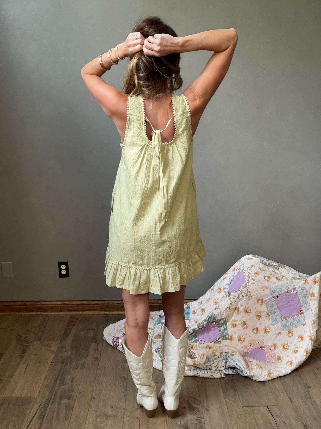 Garden Dune Mini Dress – Light Olive