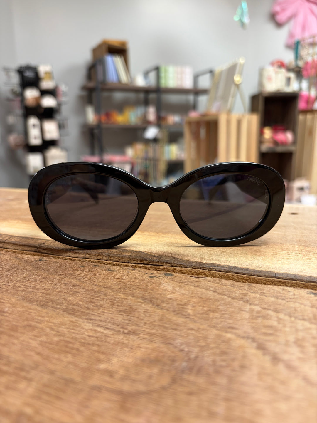 Aria Oval Sunglasses